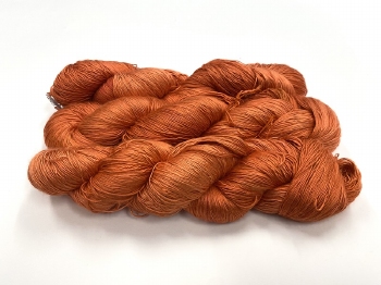 Powdersoft soie  color 2026-27  young tangerine