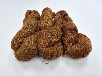 silk qiviut melange of 14 to 16 micron qiviut 700met special edition color medium ecureuil