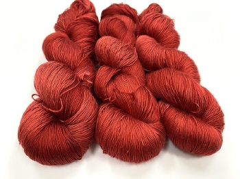 Powdersoft zijde color 2025 intens dark red