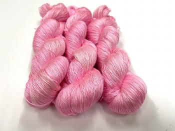Powdersoft silk  color 2025 soft aqua barbie fluo