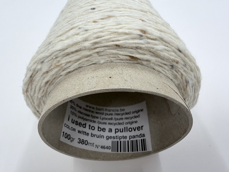 i used to be a Pullover 4640  witte gestipte bruine panda
