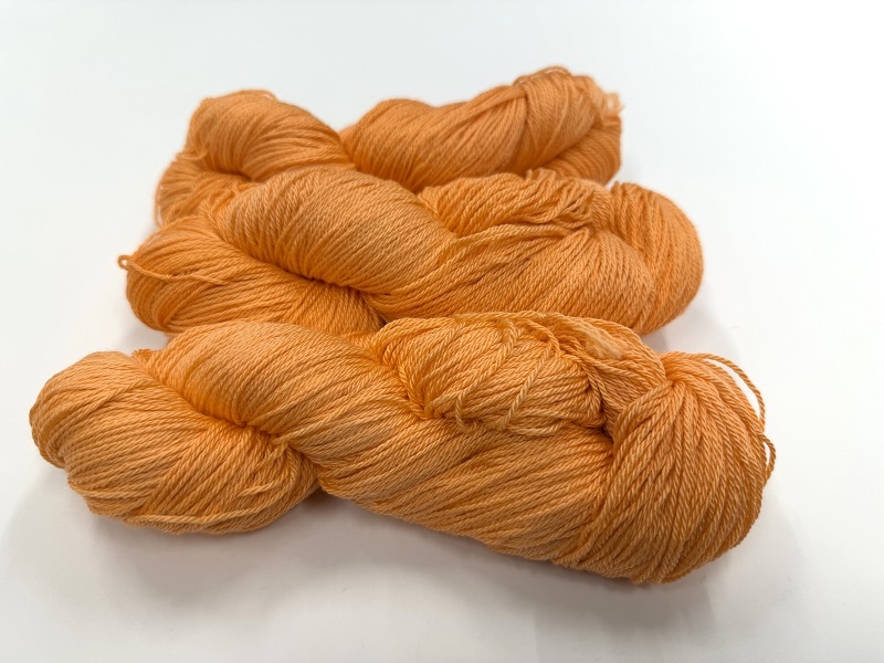 Augustine Supreme 10/3Nm  100 gram = 330 meter  color