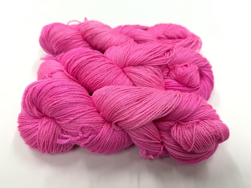 Augustine Supreme 10/3Nm  100 gram = 330 meter color