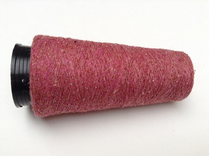 Bourette de Luxe   100% Silk 20/1Nm 3 colors Pinky