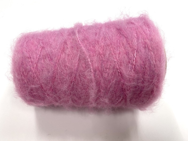 dirty mama mohair  +-1 kilo color soft flashy pink