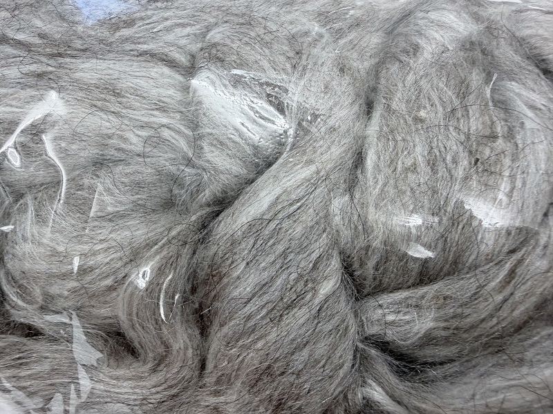 russian silk qiviut melange of 14 to 16 micron qiviut