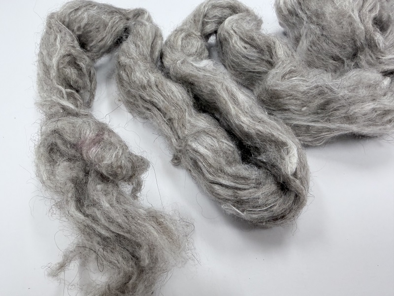 russian silk qiviut melange of 14 to 16 micron qiviut