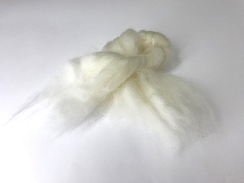 EUROPEAN cashmere fibres 15,2mic  blanc Naturel