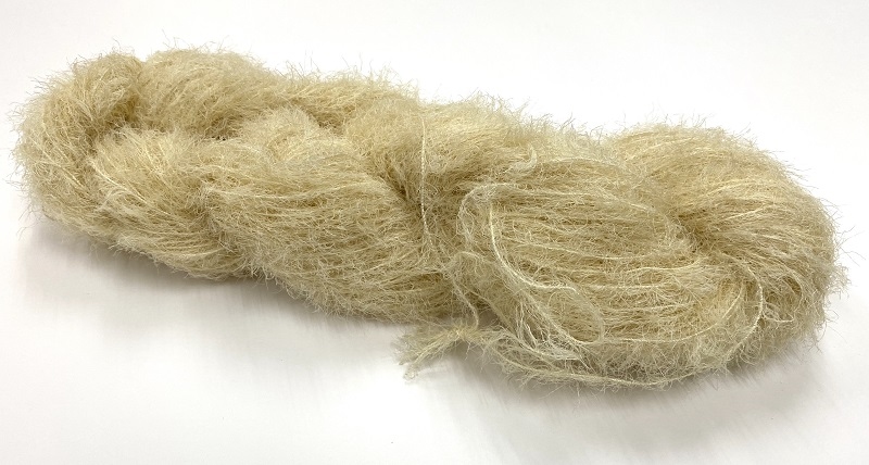 fuwatori  pure natural japanese silk en echeveaux  a teindre