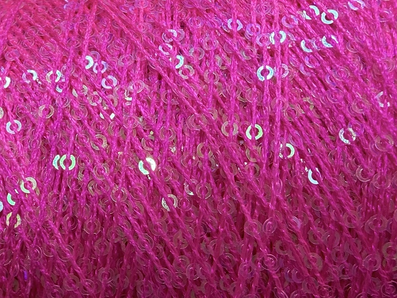 haute couture Crazy iridessant big cones (celui si est meme FLUO en lumiere UV)