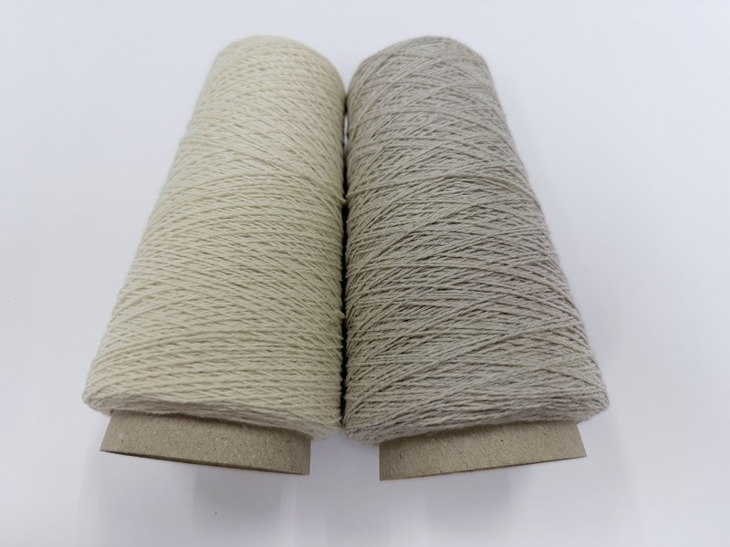 i used to be a cashmere pullover  blanc de Paris