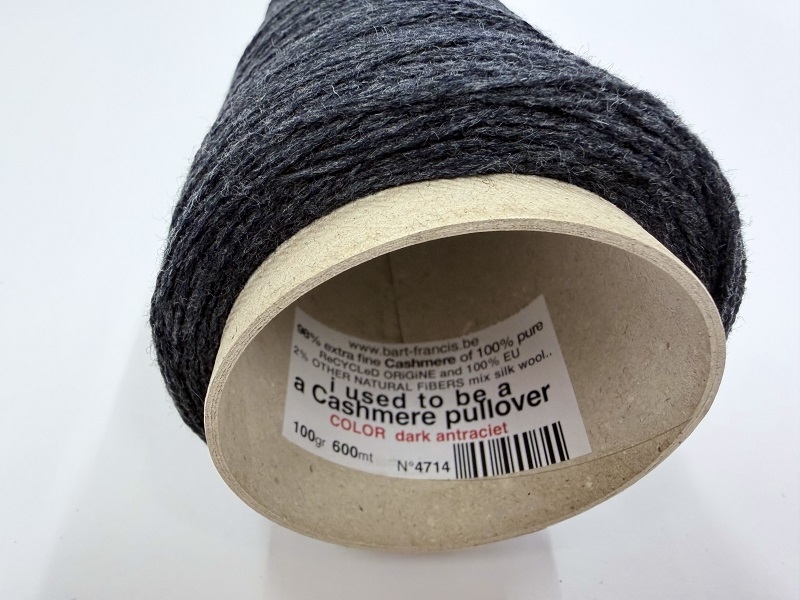 i used to be a cashmere pullover  duo grey  & antraciet