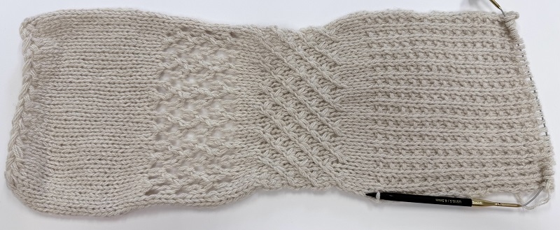 i used to be a cashmere pullover  soft ecru de Paris