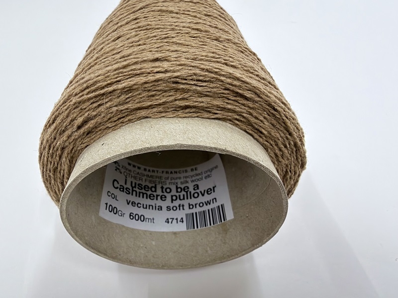 i used to be a cashmere pullover  vecunia soft brown