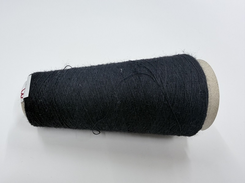 madagashi spintest +-1/20nm 100% pure super madagashi silk single spun  60gram   1200met