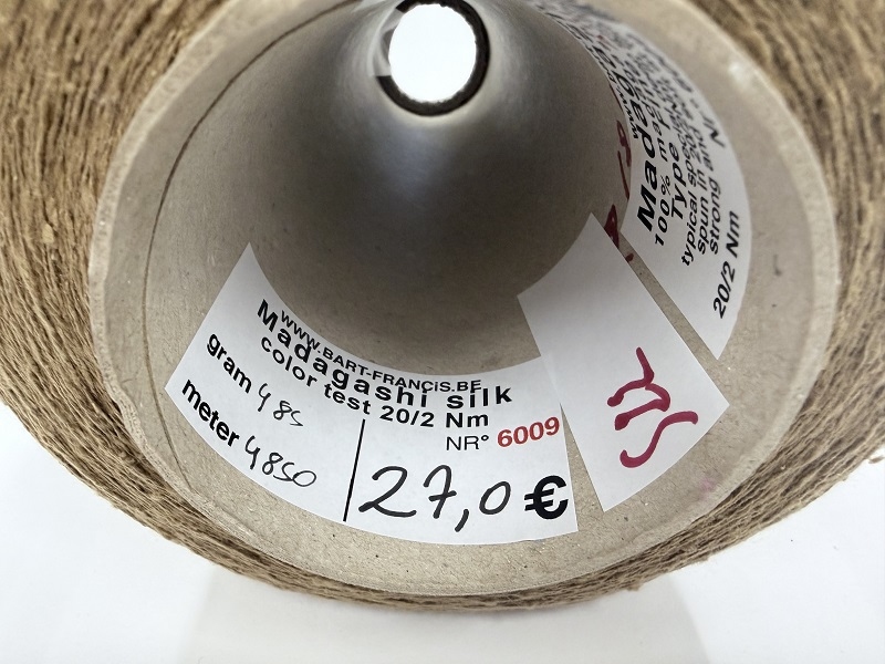 madagashi spintest +-2/20nm 100% pure super madagashi silk single spun  485gram   4850met