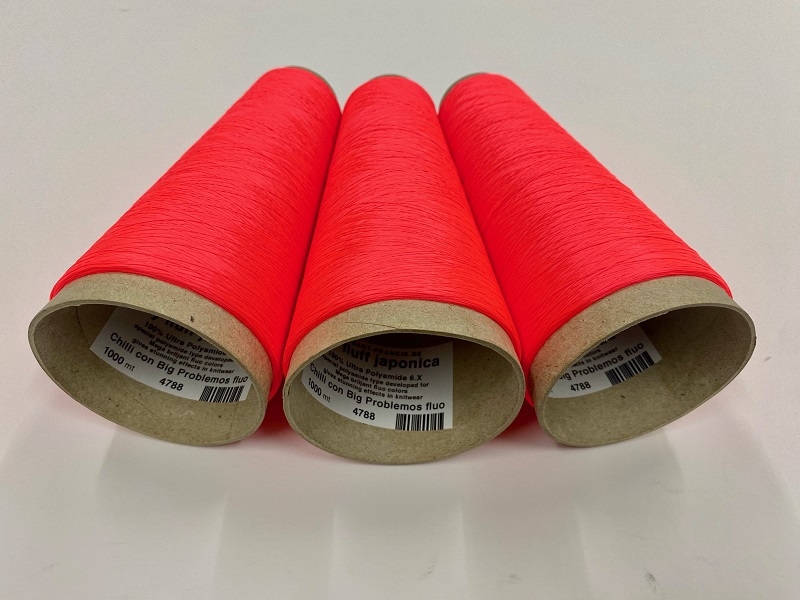 poly fluff Japonica color