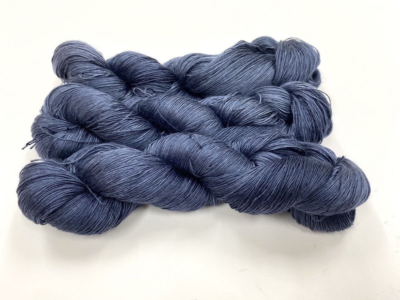 Powdersoft silk  color 2025  summerstorm bleugrey