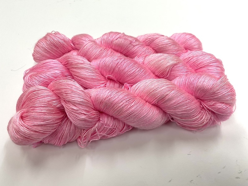 Powdersoft silk  color 2025 soft aqua barbie fluo
