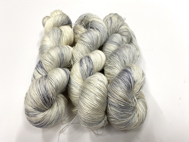 Powdersoft silk  color 2025 super soft silvery
