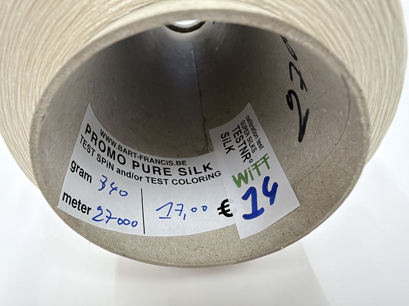 promo pure silk calibration test info zie fotos  27000meter  340gram