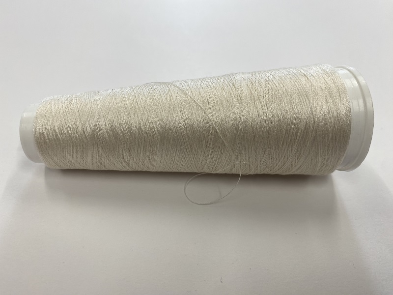 Schappe Super Best   140/2Nm   ECRU/more withe then ecru  in between
