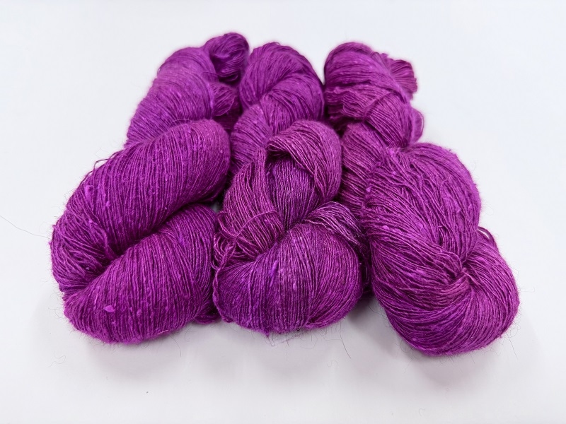 silk qiviut melange of 14 to 16 micron qiviut 700met special edition color fuxiatata