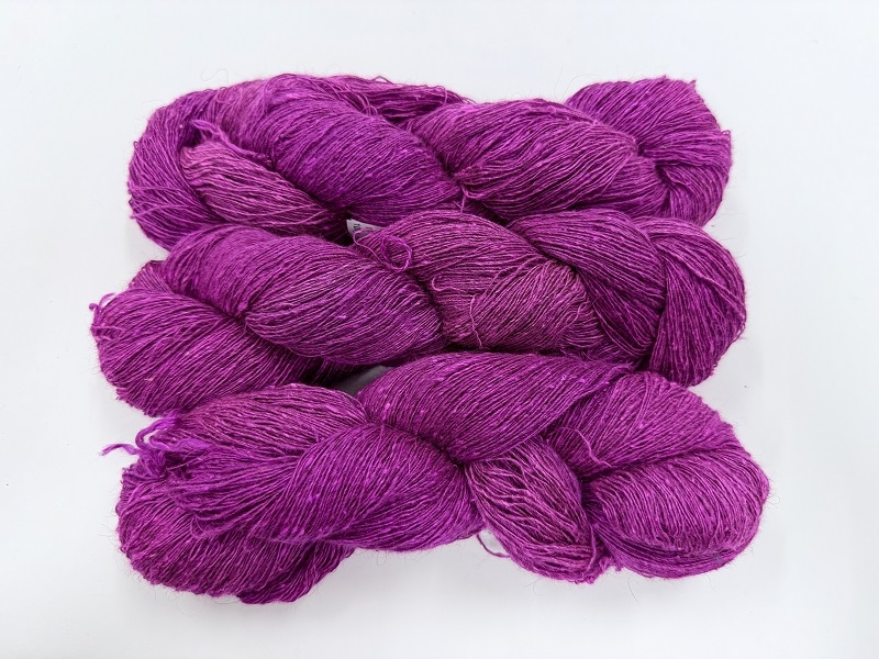 silk qiviut melange of 14 to 16 micron qiviut 700met special edition color intens fuxiatata