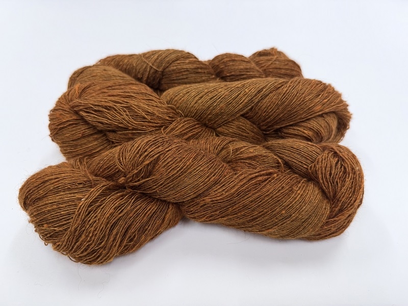 silk qiviut melange of 14 to 16 micron qiviut 700met special edition color medium ecureuil