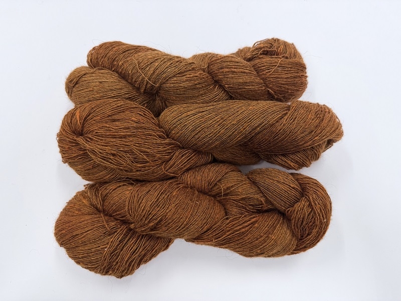 silk qiviut melange of 14 to 16 micron qiviut 700met special edition color medium ecureuil