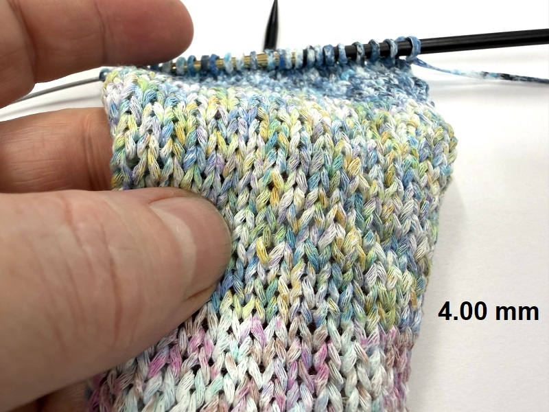 tricotine de cotton psychedelic colors unicorn soft bleu