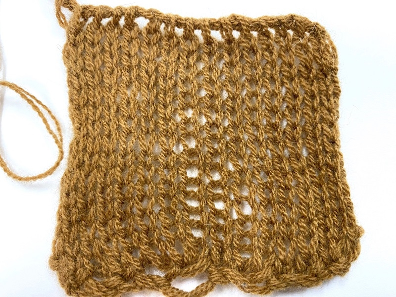 Vicunia 100%  10gram = 140meter  28/2Nm natural brown