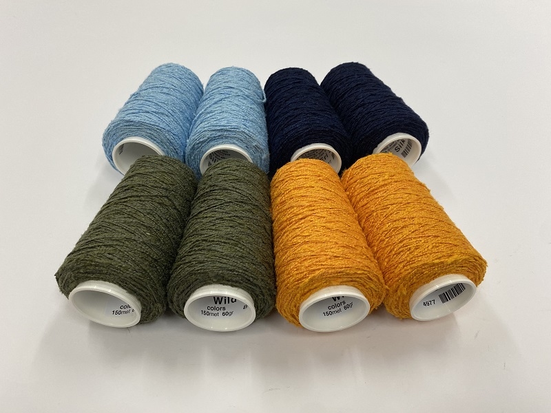 wild eri silk  hand spun effect  bi-color sky blue baby bleu